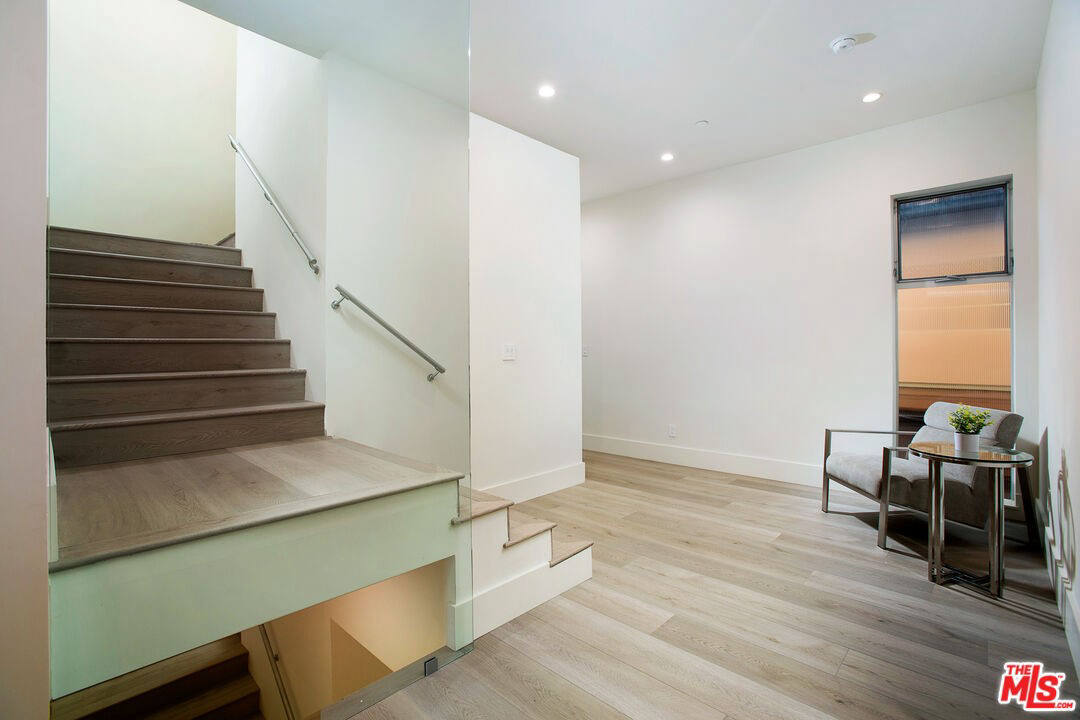 Квартира, 43 м², 2 595 000$ — FAKTOR